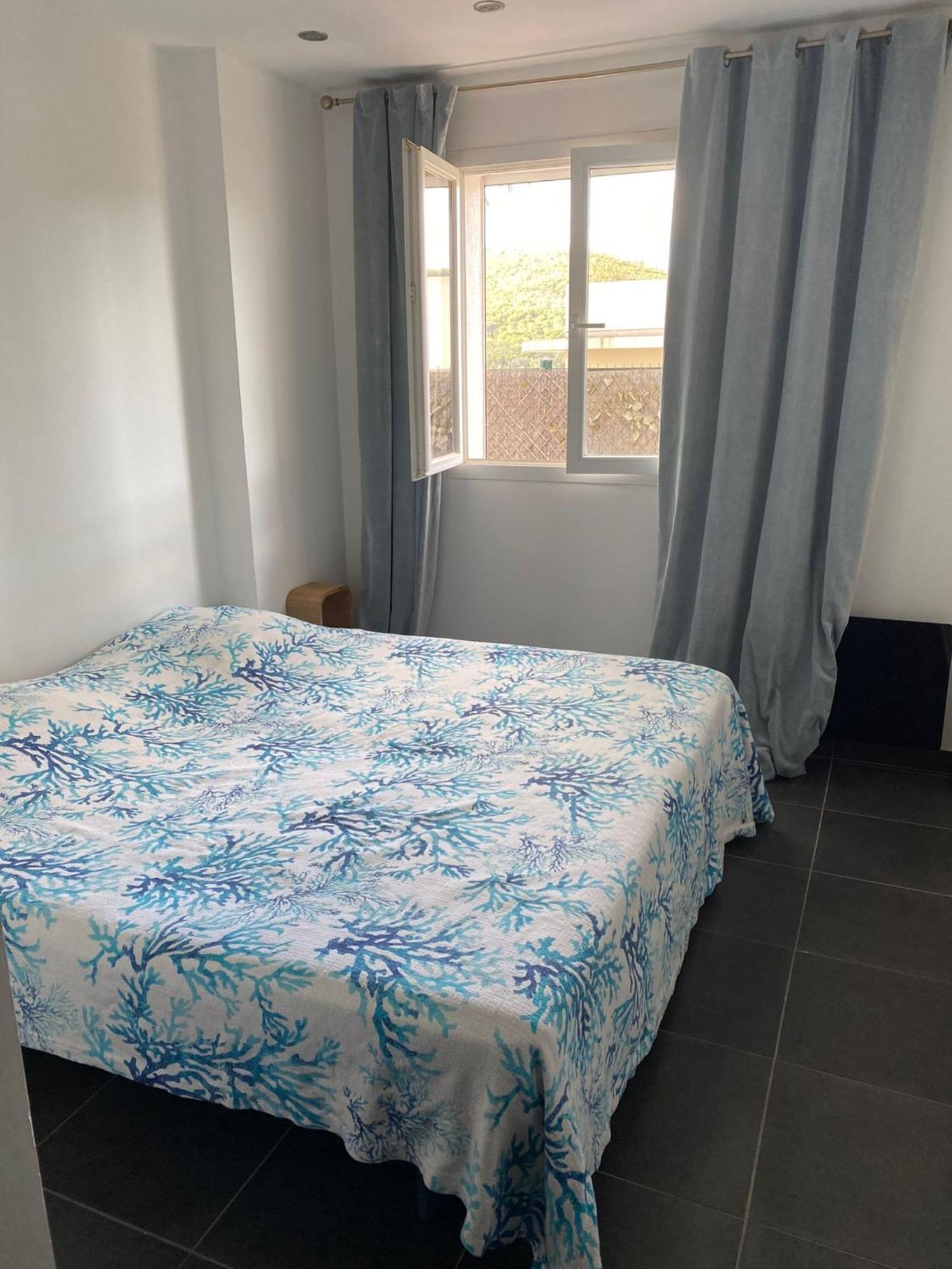 Appartement Neuf, 2 Chambres, Terrasse Plein Sud A Sainte-Maxime Exterior photo